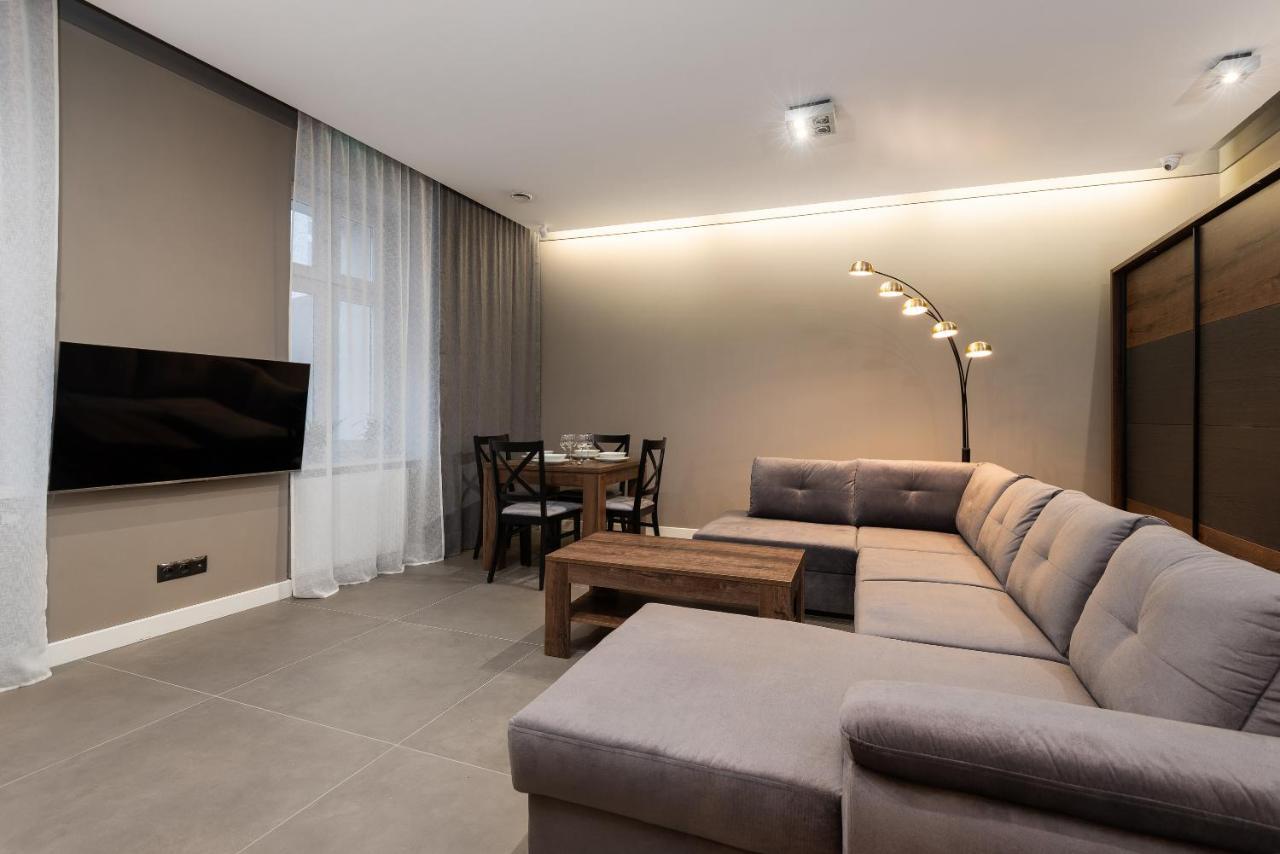 Apartament Platynowy - Centrum Gliwic Z Parkingiem Gliwice Kültér fotó