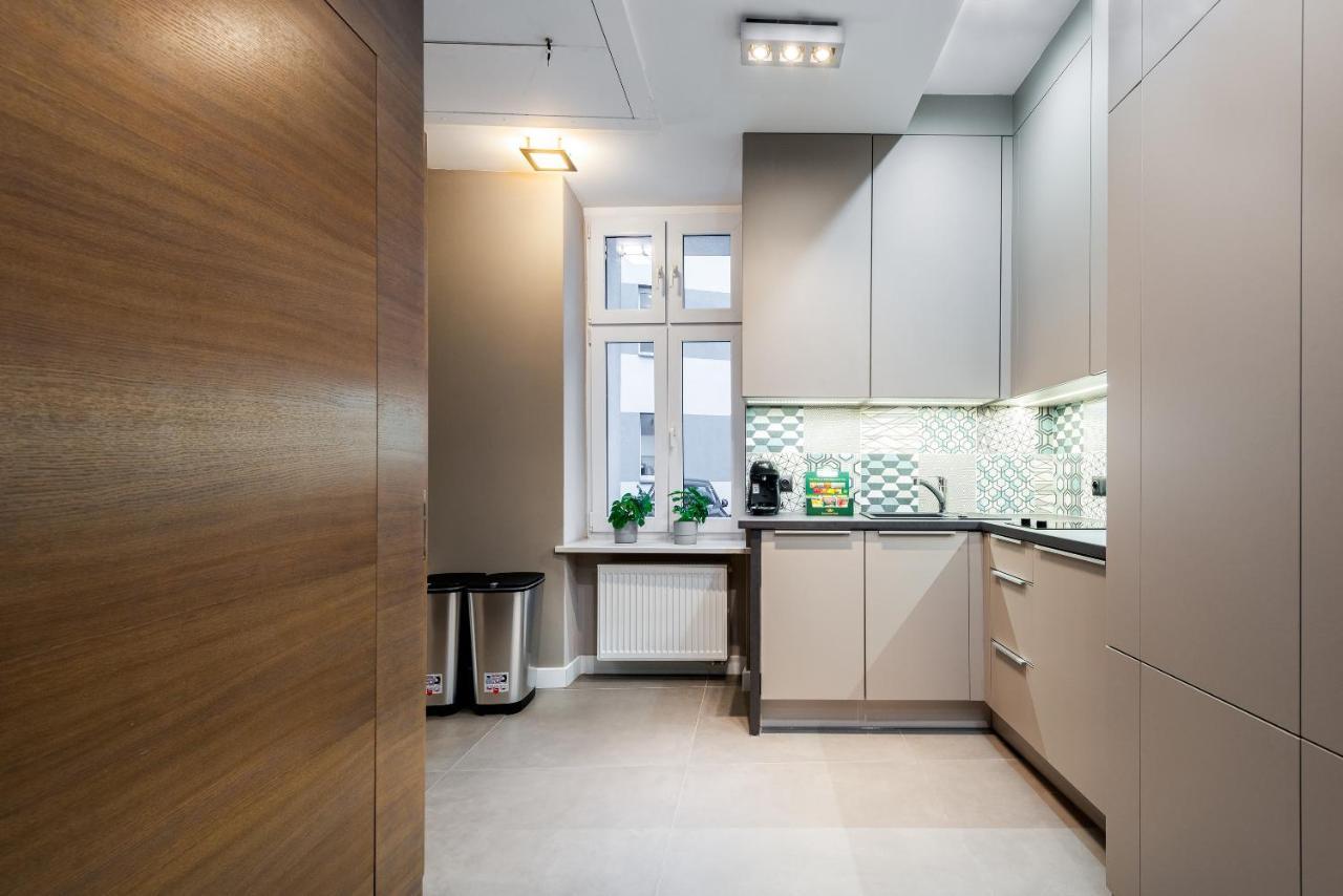 Apartament Platynowy - Centrum Gliwic Z Parkingiem Gliwice Kültér fotó